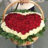 CVEĆE U KUTIJI 101 CRVENA I BELA RUŽA U KORPI U OBLIKU SRCA CVECARA INFINITY BESPLATNA DOSTAVA ZA BEOGRAD